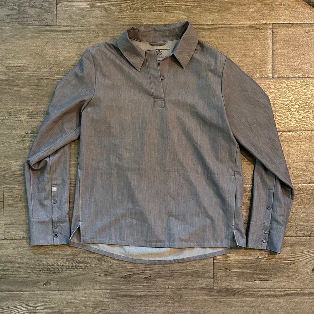 Figs Casual Gray Button Down Shirt